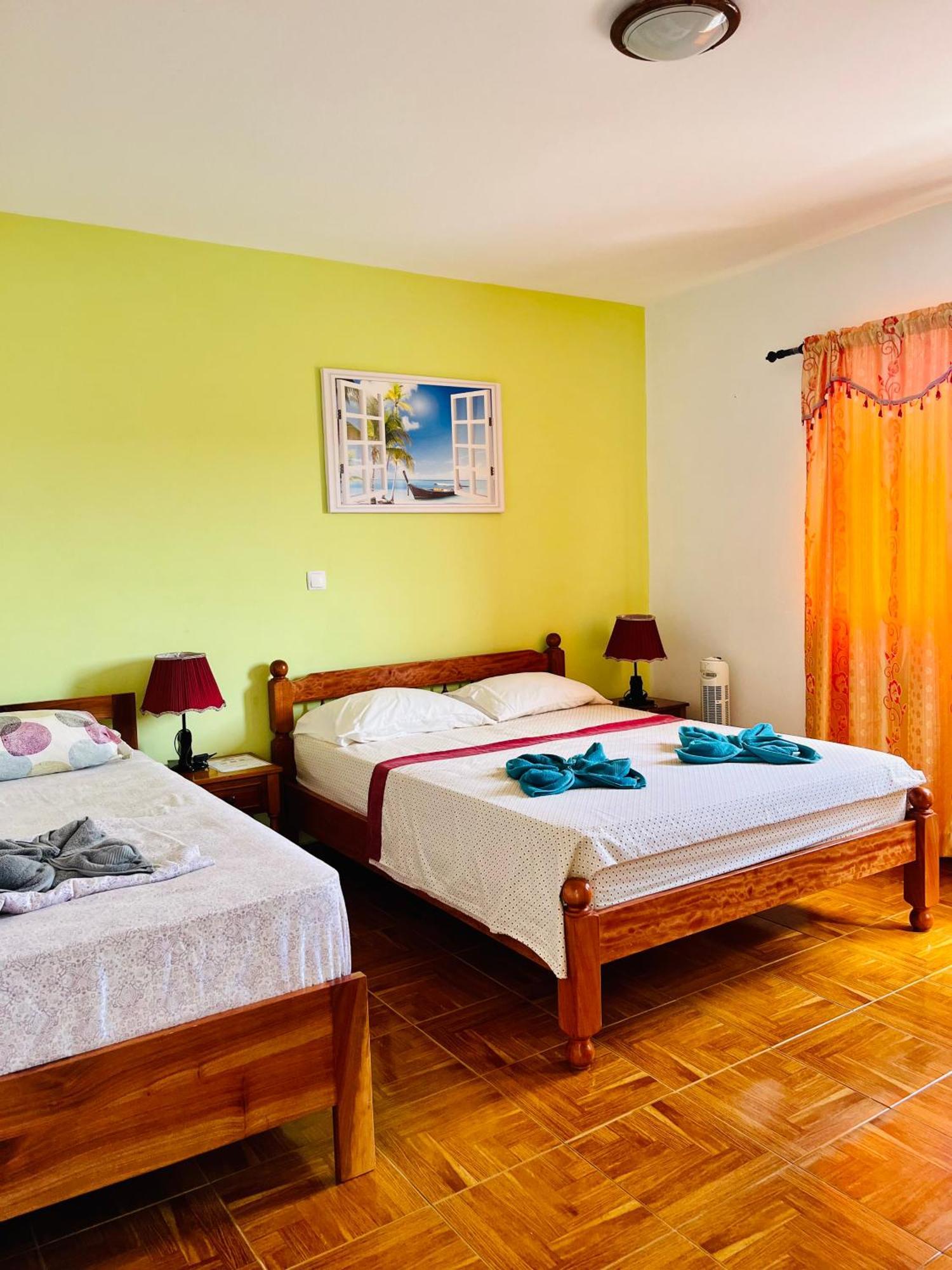 Bed and Breakfast Casa Bb&Djassi à Ponta Do Sol Extérieur photo